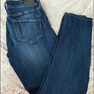 Express Sz 2S Stretch mid rise, neutral blue denim legging in EUC